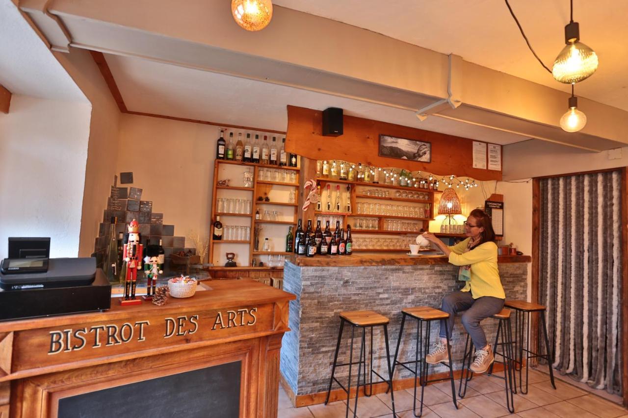 Hotel Restaurant Gites Les 5 Saisons Freissinieres Bagian luar foto